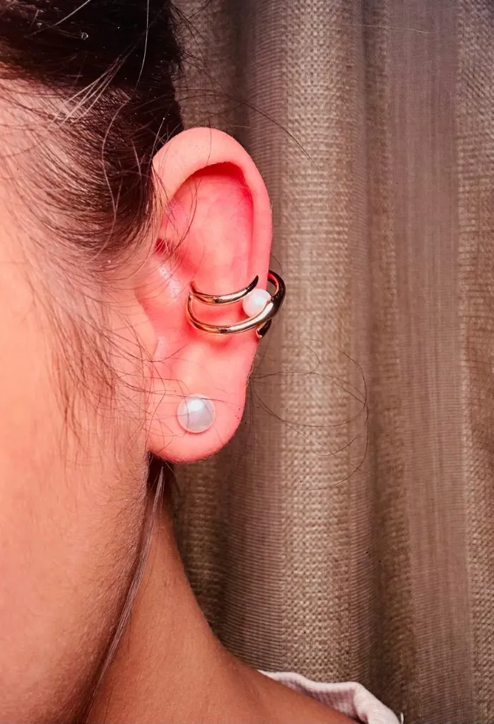 Aria Pearl Ear Cuff 