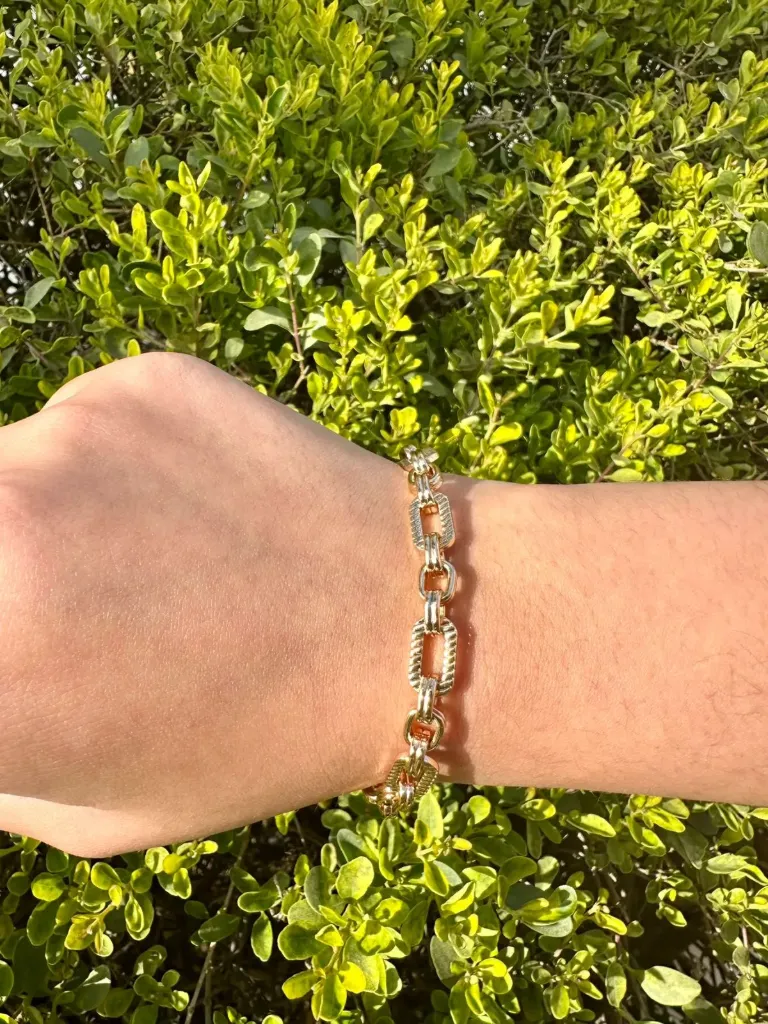 The Helios Link