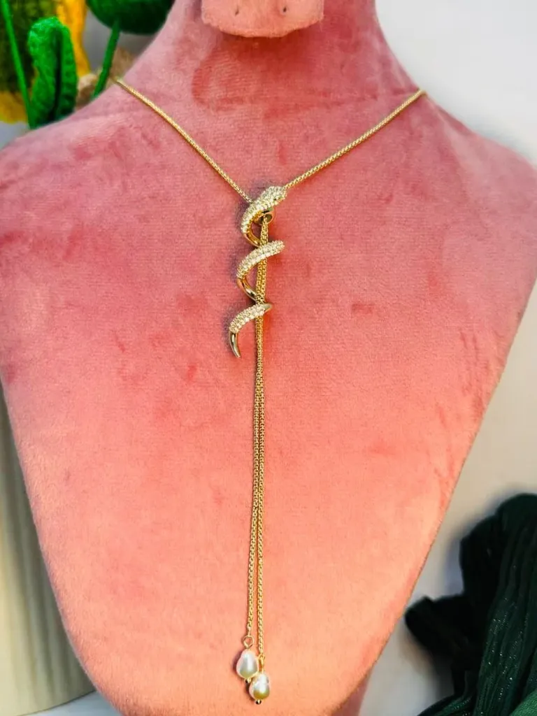 The Asymmetry Luxe Necklace